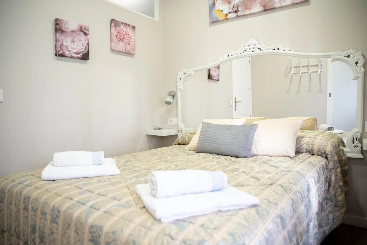Apartamentos FAMORCAS Centro A y B Almodóvar del Río 0*,