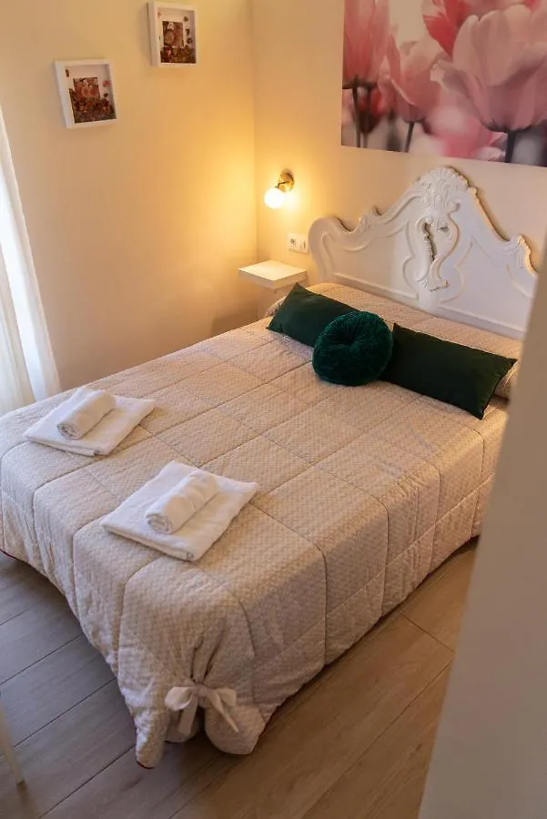 Apartamentos FAMORCAS Centro A y B Almodóvar del Río